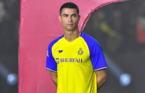 Cristiano Ronaldo er præsenteret i Saudiarabien.