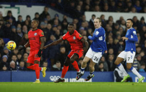 Everton og Brighton spillere i aktion i Premier League.