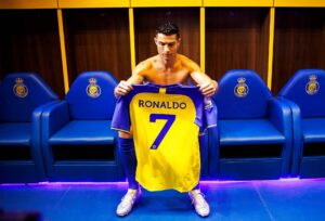 Cristiano Ronaldo har stadig karantæne, selvom han nu spiller i Al Nassr og ikke Manchester United.