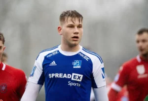 Lyngby udlejer Zean Dalügge til HB Køge.