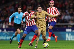 Andreas Christensen er blevet en fast bestanddel i FC Barcelonas forsvar, og spanierne er vilde med deres danske midterforsvarer.