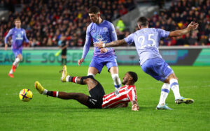 Bournemouth-manager, Gary O'Neil, kalder straffesparkskendelsen mod Brentford skandaløs.