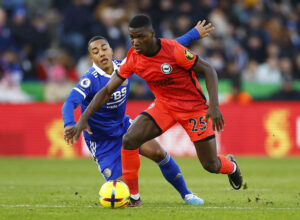 Chelsea og Arsenal jagter Moisés Caicedo og Amadou Onana.