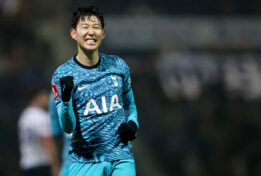 Son Heung-Min scorede to gange for Tottenham.