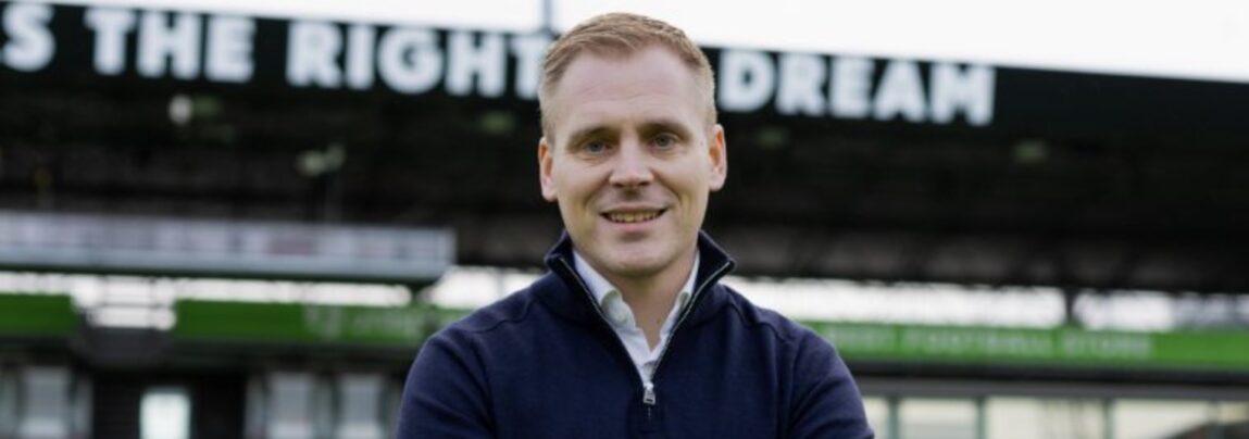 FC Nordsjælland forfremmer unge Johannes Hoff Thorup til cheftræner, mens Flemming Pedersen fortsætter som Teknisk Direktør i klubben.