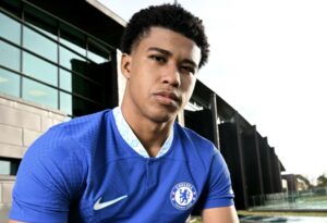 Den engelske Premier League-klub, Chelsea, bekræfter nu selv, at de henter den unge brasilianer, Andrey Santos, fra Vasco Da Gama.