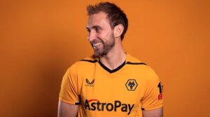 Wolverhampton har søndag hentet den centrale forsvarsspiller, Craig Dawson i West Ham, men det var ikke med West Hams gode vilje.