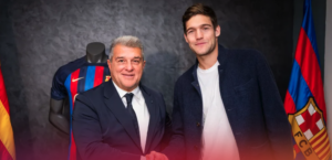 Marcos Alonso forlænger med FC Barcelona.