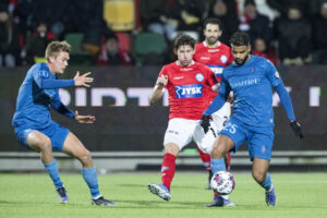Ved en intern træningskamp i Brøndby skulle midtbanespilleren Anis Slimane have slået midtbanemakkeren Mathias Greve.