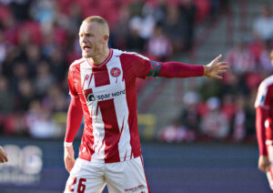 Rasmus Thelander har stor tro på, at AaB overlever i Superligaen i år.
