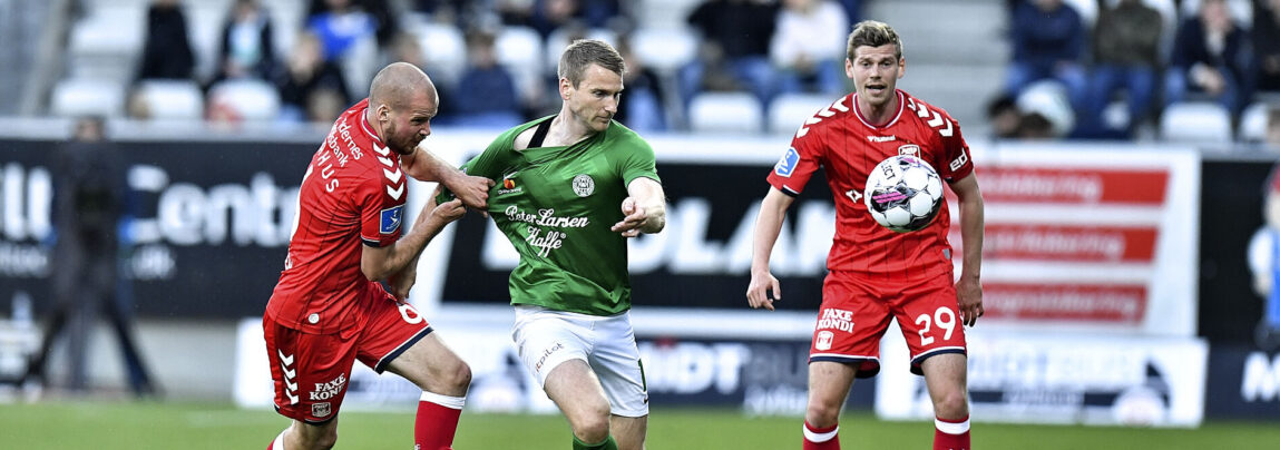 Jacob Bonde var utilfreds med præstationen i Viborgs store nederlag til FC Midtjylland.
