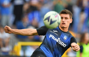 Joakim Mæhle fik rødt kort for Atalanta i Serie A.