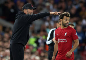 Liverpool er muligvis villige til at sælge klubbens superstjerne - den egyptiske angriber Mohammed Salah for 50 millioner pund.