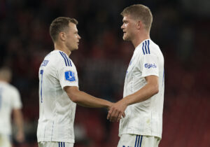 Andreas Cornelius tror stadig på, han kan nappe topscorer-titlen fra Victor Claesson i FCK.