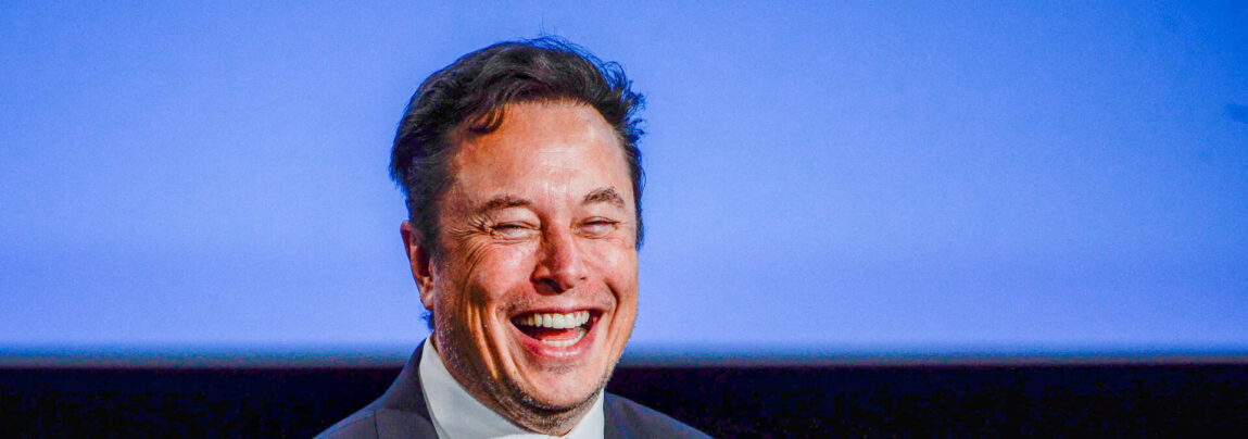 Elon Musk er angiveligt interesseret i at købe Manchester United