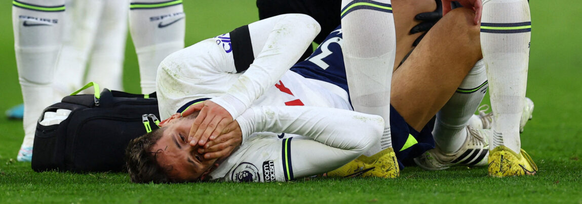 Premier League-klubben Tottenham Hotspur bekræfter nu, at midtbanespilleren Rodrigo Bentancur har overrevet sit forreste korsbånd.