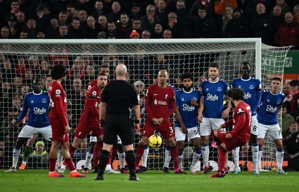 Liverpool møder Everton i Merseyside-derby