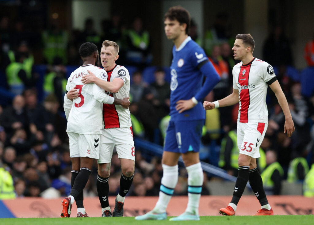 James Ward Prowse bringer Southampton på 1-0 mod Chelsea.