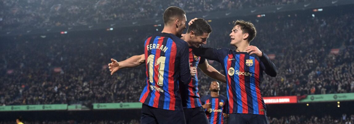 Robert Lewandowski scorede til 2-0 da Barcelona besejrede Cadiz