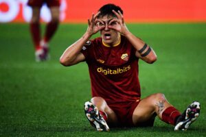 AS Roma spillede sig forholdsvis sikkert videre i Europa League med en sejr over Red Bull Salzburg.
