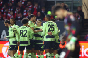 Manchester City vinder sikkert mod Bristol City i FA Cuppen.