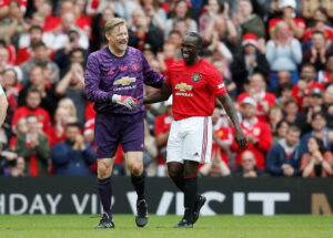 Den tidligere Manchester United angriber Dwight Yorke drømmer om at komme til Premier League som manager en dag.