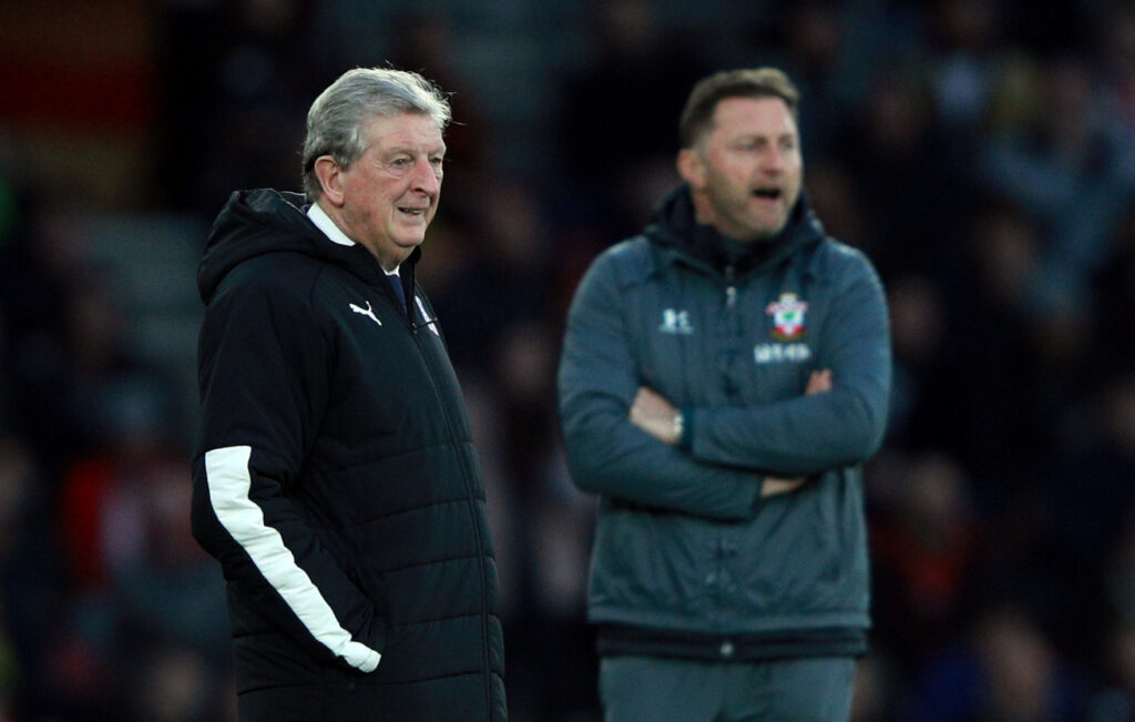 Premier League-holdet Crystal Palace fyrede fredag Patrick Vieira som træner. Nu vil klubben angiveligt erstatte ham med Roy Hodgson.
