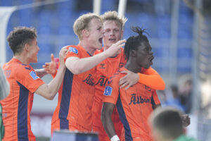 Max Fenger skifter måske til en udenlandsk klub.