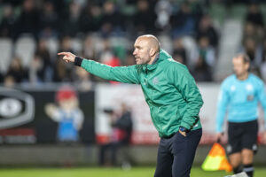 Viborg FF er sikret endnu en sæson i Superligaen, og nu venter der holdet en række spændende kampe i slutspillet.