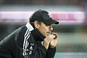 Freyr Alexandersson i spil som ny landstræner i Island.