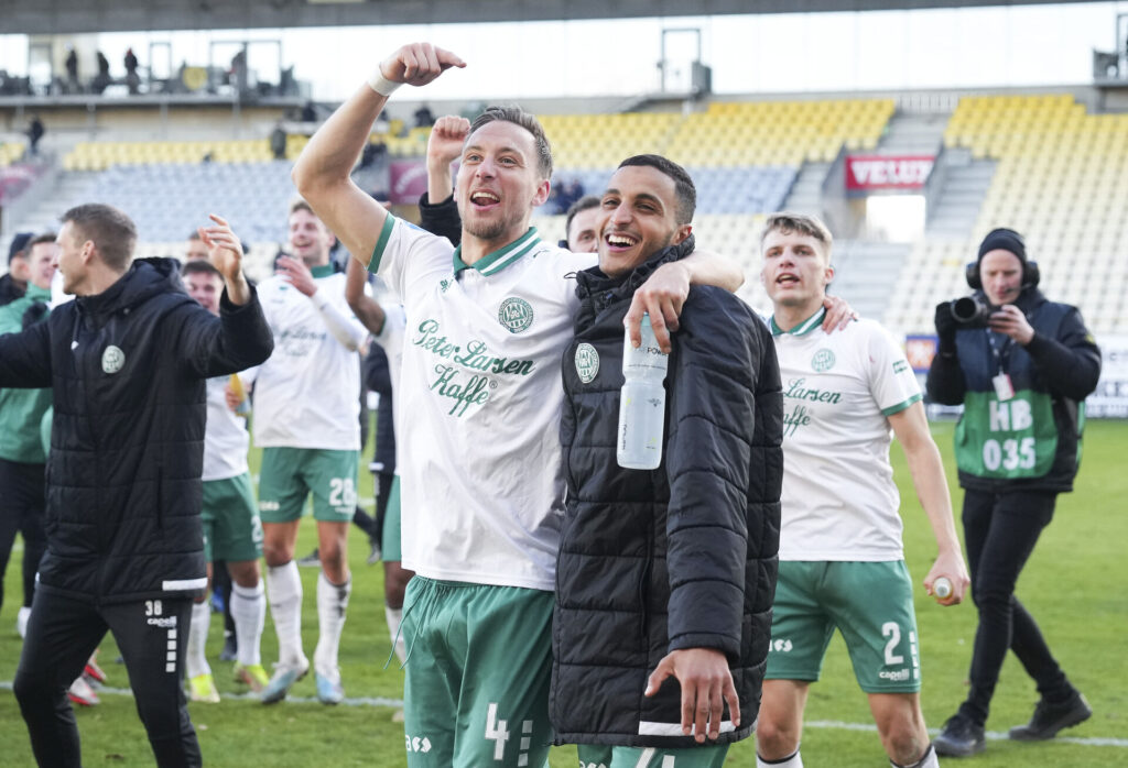 Viborg FF har udtaget 19 spillere til den trup, der søndag eftermiddag møder Randers FC i Superligakampen på Energi Viborg Arena.
