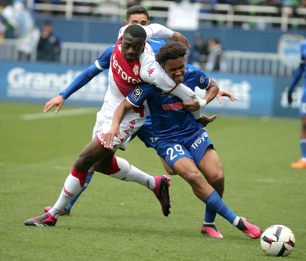 Andreas Bruus og franske Troyes overraskede søndag, da de tog point fra AS MOnaco.