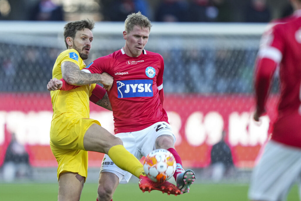 Tonni Adamsen scorede til 0-2 for Silkeborg IF i Pokalen ude mod Sønderjyske.