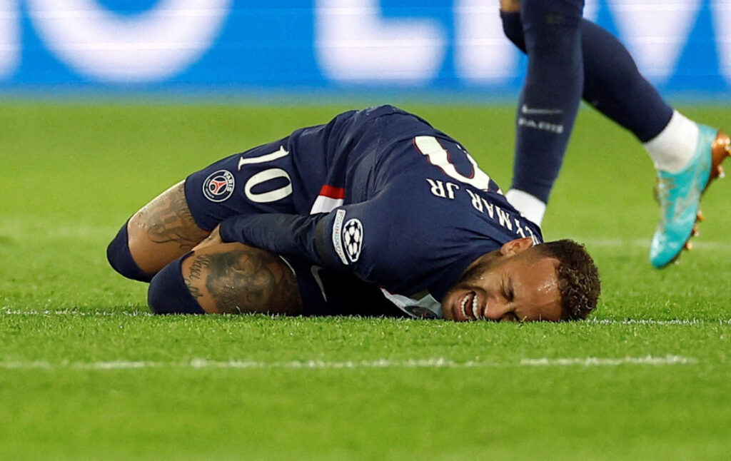 Neymar er skadet igen i PSG.