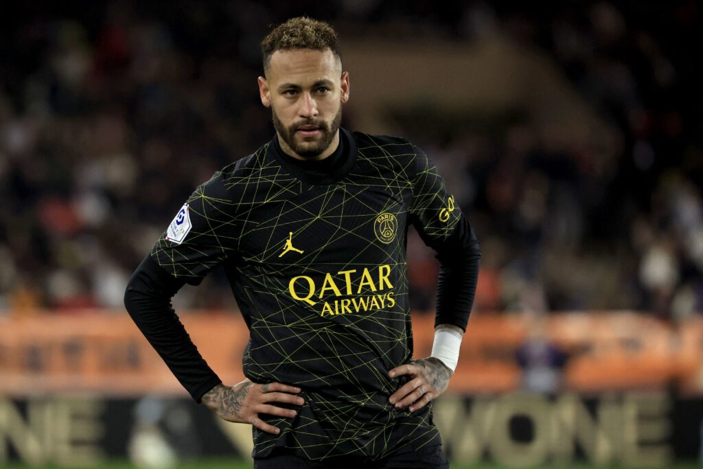Neymar tilbudt til en række Premier League-klubber.