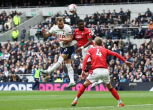 Harry Kane på pletten for Tottenham mod Nottingham Forest