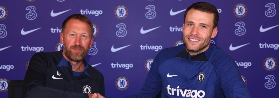 Chelsea har mandag forlænget kontrakten med målmanden Marcus Bettinelli, der er tredjevalg i Premier League-klubben.