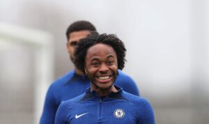 Chelsea-manager Graham Potter kan glæde sig over, at landsholdspausen har givet Raheem Sterling tid til at komme tilbage fra en mindre skade.