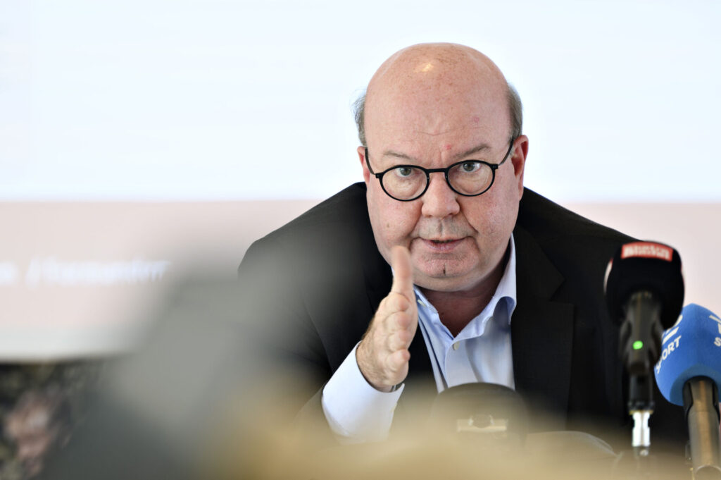 DBU-formand Jesper Møller er glad for sit genvalg til UEFA's eksekutivkomité, men han havde foretrukket at EM-slutrunden 2025 var gået til Norden.