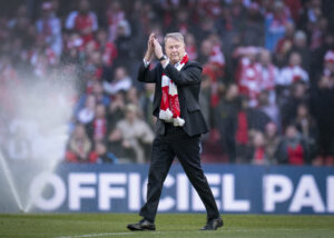 Åge Hareide er i spil til landstræner job i Island.