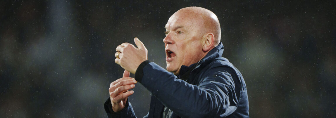 Uwe Rösler kræver en bedre præstation mod Brøndby, end da AGF vandt ude over Viborg.