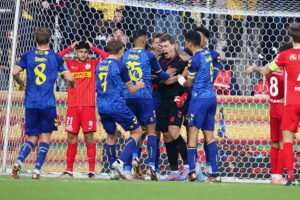 Mads Hermansen er angiveligt på radaren hos flere Premier League-klubber.