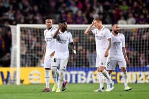 Real Madrid har to profiler tilbage til returopgøret i Champions League mod Chelsea, hvor både Vinicius Junior og Toni Kroos er tilbage.