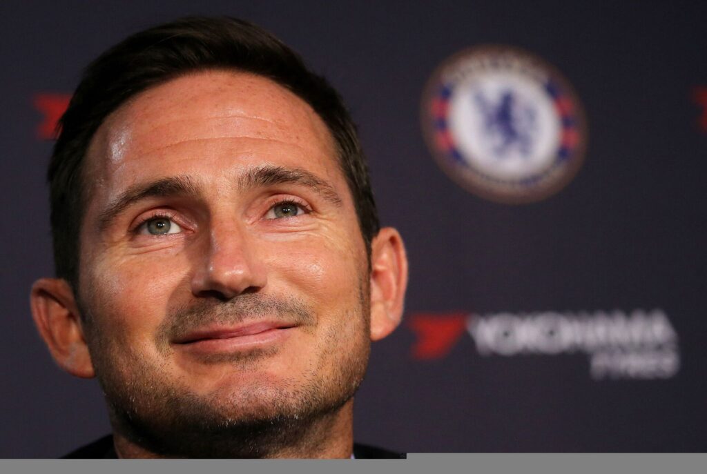 Frank Lampard er hyret som midlertidig manager i Chelsea FC.