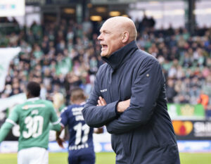 Uwe Rösler giver ikke bare en AGF-trøje til hvem som helst.