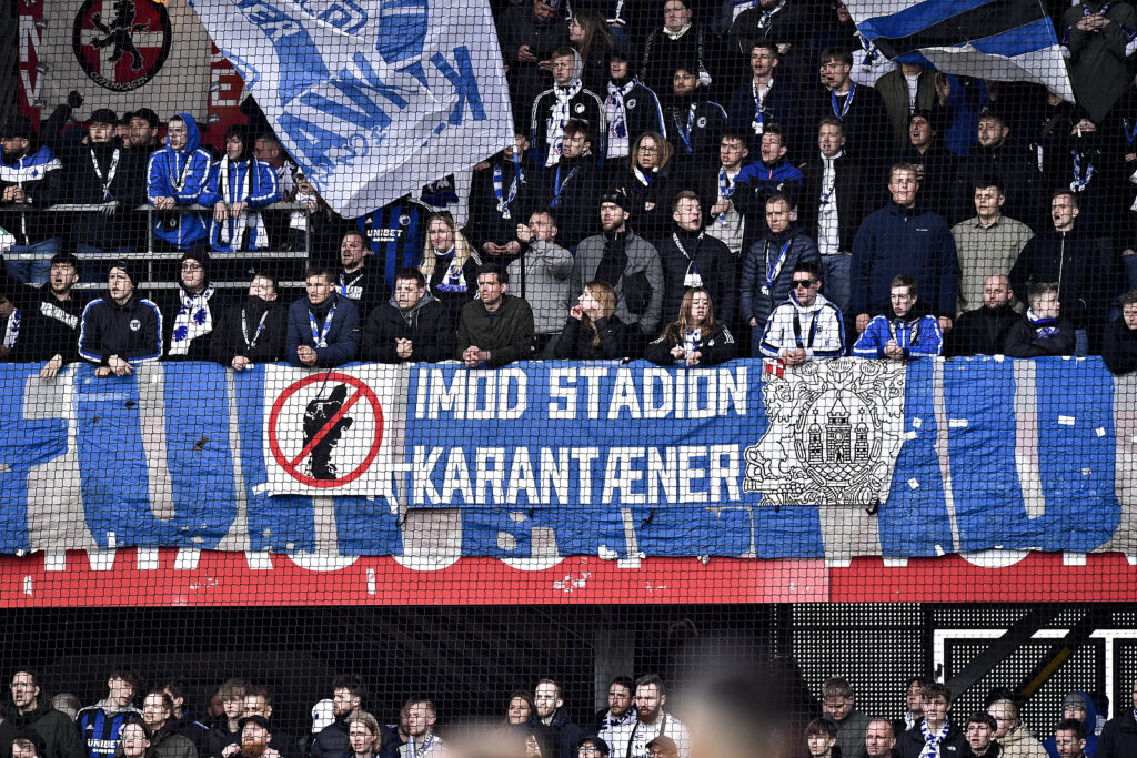FCK-fans havde smadret toiletter på Randers' stadion.