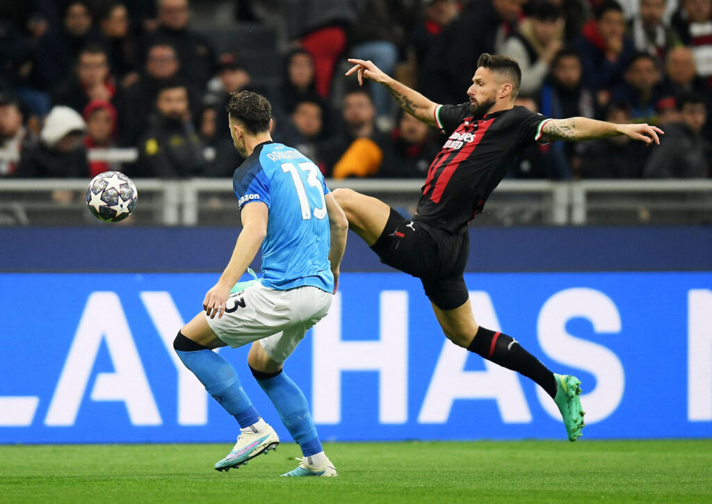 Se mål og highlights fra Champions League-kvartfinalen mellem AC Milan og Napoli.