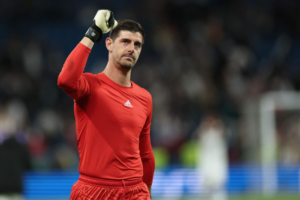 Real Madri-målmand Thibaut Courtois forstår ikke, hvordan Chelsea kan fejle i Premier League med det hold, de har.