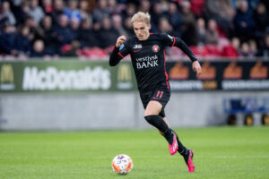 Gustav Isaksen udlignede sent i kampen mod AaB fredag.