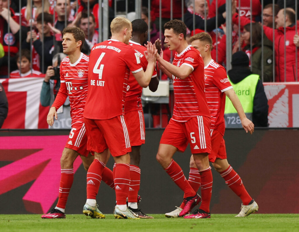 Bayern München bringer sig foran 1-0 mod Hoffenheim.